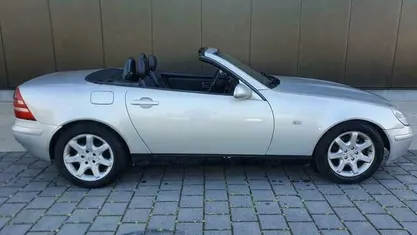 Grijs Gebruikt 2000 Mercedes SLK230 Cabriolet | € 3.750 (Goede deal)