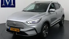 Grijs Gebruikt 2023 MG ZS Luxury Sedan | € 24.877 (Goede deal)