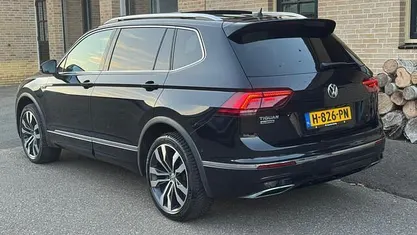 Occasion VW Tiguan Allspace Highline 150 PK (110 kW) 2020 Zwart SUV