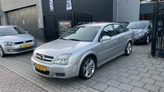 Grijs Occasion 2003 Opel Vectra GTS Elegance Hatchback | € 1.499 (Goede deal)