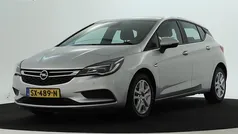 Grijs Gebruikt 2018 Opel Astra Edition Hatchback | € 10.245 (Eerlijke prijs)