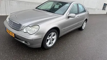 Occasion Mercedes C180 143 PK (105 kW) 2003 Grijs (metallic) Sedan