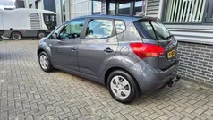 Grijs Gebruikt 2011 Kia Venga Hatchback | € 6.999 (Eerlijke prijs)