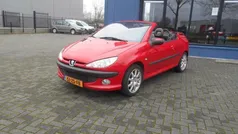 Rood Gebruikt 2003 Peugeot 206 CC Roland Garros Cabriolet | € 1.495 (Goede deal)