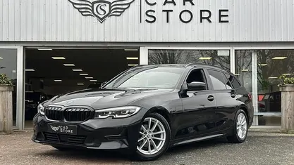 Occasion 2020 BMW 318 Executive Stationwagen | € 23.950 (Goede deal)