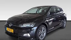 Zwart Gebruikt 2021 VW Polo R-line Edition Hatchback | € 16.890 (Eerlijke prijs)