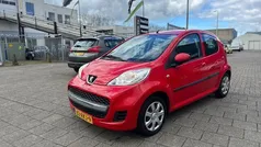 Rood Gebruikt 2011 Peugeot 107 Hatchback | € 2.999 (Goede deal)