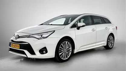 Occasion Toyota Avensis Business Edition 147 PK (108 kW) 2015 Wit (parellak) Stationwagen