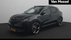 Zwart Gebruikt 2025 Alfa Romeo Junior Veloce SUV | € 41.900 (Super prijs)