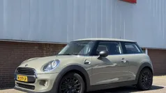 Grijs Gebruikt 2020 Mini Cooper Hatchback | € 17.749 (Eerlijke prijs)