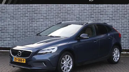 Occasion Volvo V40 2019 Hatchback