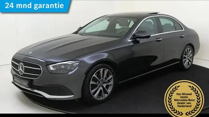 Grijs Occasion 2020 Mercedes E200 Business Sedan | € 35.945 (Eerlijke prijs)