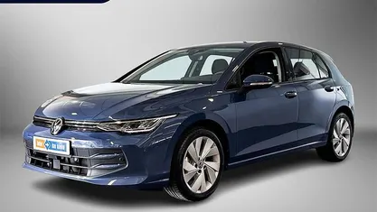 Blauw Occasion 2025 VW Golf VIII Edition Hatchback | € 32.995 (Goede deal)