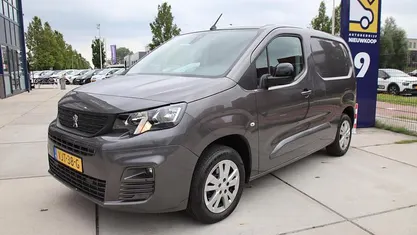 Gebruikt 2021 Peugeot Partner S MPV | € 11.949 (Eerlijke prijs)