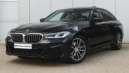 Zwart Gebruikt 2023 BMW 520 Comfort Edition Sedan | € 48.450 (Super prijs)