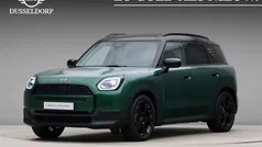 Groen, metallic lak Nieuw 2025 Mini Countryman Classic SUV | € 43.100 (Super prijs)