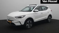 Wit Gebruikt 2023 MG ZS Luxury Sedan | € 27.995 (Eerlijke prijs)