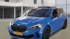 Blauw Gebruikt 2020 BMW M135 Executive Hatchback | € 32.450 (Eerlijke prijs)