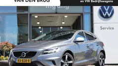 Grijs Gebruikt 2018 Volvo V40 Business Edition Stationwagen | € 17.945 (Eerlijke prijs)