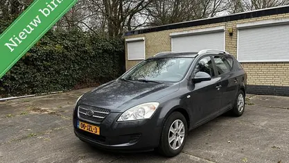 Occasion 2009 Kia Ceed Hatchback | € 3.950 (Eerlijke prijs)