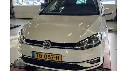 Wit Gebruikt 2017 VW Golf VII Comfortline Stationwagen | € 13.950 (Eerlijke prijs)