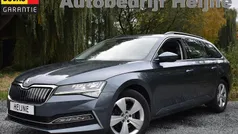 Grijs Gebruikt 2020 Skoda Superb Business Line Stationwagen | € 22.945 (Super prijs)