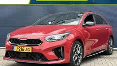 Rood Gebruikt 2020 Kia ProCeed Hatchback | € 19.441 (Eerlijke prijs)