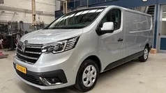 Grijs Gebruikt 2023 Renault Trafic Van | € 22.650 (Eerlijke prijs)