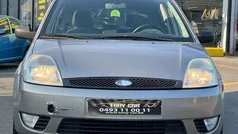 Grijs Gebruikt 2003 Ford Fiesta SE Hatchback | € 2.750 (Eerlijke prijs)
