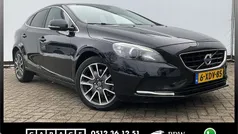 Zwart Gebruikt 2014 Volvo V40 Business Edition Stationwagen | € 6.700 (Goede deal)