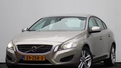 Grijs Gebruikt 2013 Volvo S60 Kinetic Sedan | € 10.900 (Super prijs)