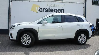 Gebruikt 2024 Suzuki SX4 S-Cross SUV | € 28.750 (Eerlijke prijs)
