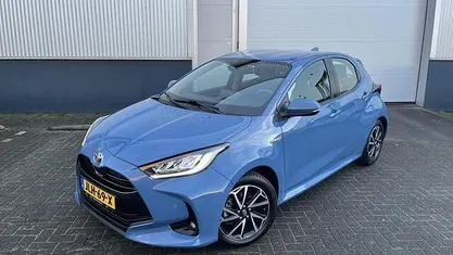 Occasion Toyota Yaris Executive 116 PK (85 kW) 2021 Blauw Hatchback