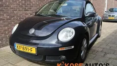 Zwart, metallic lak Gebruikt 2006 VW Beetle Highline Cabriolet | € 4.950 (Eerlijke prijs)
