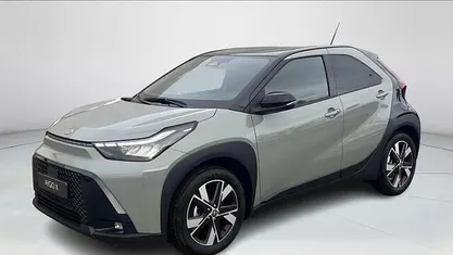 Groen Nieuw 2025 Toyota Aygo X Pulse SUV | € 26.728 (Eerlijke prijs)