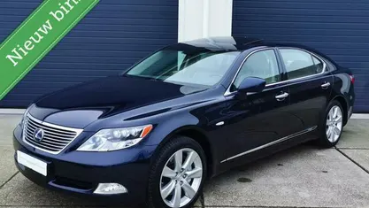 Occasion Lexus LS600h L President Line 445 PK (327 kW) 2008 Sedan