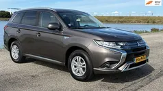 Bruin Gebruikt 2020 Mitsubishi Outlander SUV | € 18.344 (Super prijs)