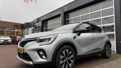 Grijs Gebruikt 2024 Renault Captur Intens SUV | € 26.490 (Eerlijke prijs)