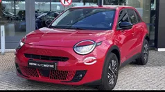 Gebruikt 2024 Fiat 600E Red SUV | € 24.445 (Super prijs)