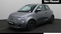 Grijs Gebruikt 2023 Fiat 500e La Prima Hatchback | € 23.900 (Eerlijke prijs)