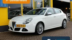 Gebruikt 2012 Alfa Romeo Giulietta Distinctive Hatchback | € 10.900 (Eerlijke prijs)