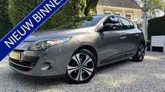 Grijs Gebruikt 2011 Renault Mégane III Bose Edition Hatchback | € 3.499 (Goede deal)