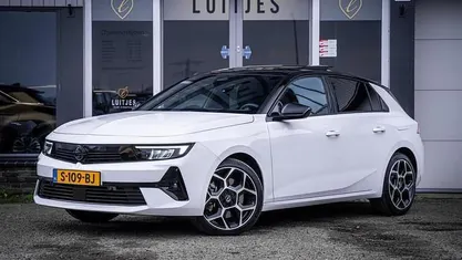 Gebruikt 2023 Opel Astra GS Line Hatchback | € 25.400 (Goede deal)