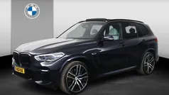 Zwart (metallic) Occasion 2022 BMW X5 Executive SUV | € 58.900 (Eerlijke prijs)