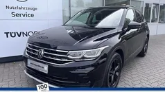Gebruikt 2022 VW Tiguan Sport SUV | € 35.817 (Goede deal)