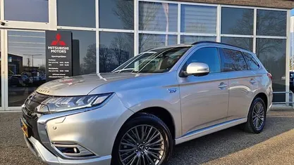 Occasion 2019 Mitsubishi Outlander Edition SUV | € 21.395 (Eerlijke prijs)