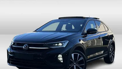 Zwart Gebruikt 2022 VW Taigo R-line SUV | € 29.450 (Eerlijke prijs)