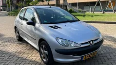 Grijs Gebruikt 2004 Peugeot 206 Hatchback | € 1.195 (Eerlijke prijs)
