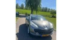 Grijs Gebruikt 2008 Peugeot 207 CC Roland Garros Cabriolet | € 2.450 (Eerlijke prijs)