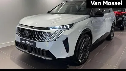 Occasion 2025 Peugeot e-5008 Dual Motor SUV | € 62.940 (Goede deal)